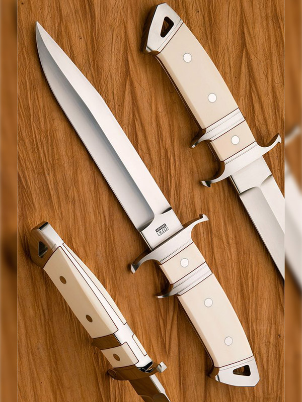 世界頂級金屬藝術連載12——AKI馬爾·克里斯作品欣賞 世界頂級金屬藝術連載12——AKI馬爾·克里斯作品欣賞