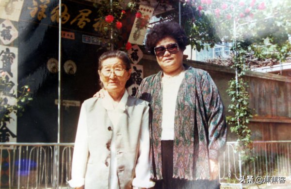 張桂芳：拜訪91人耗資40萬，她花35年為“土匪”父親拿到烈士證明