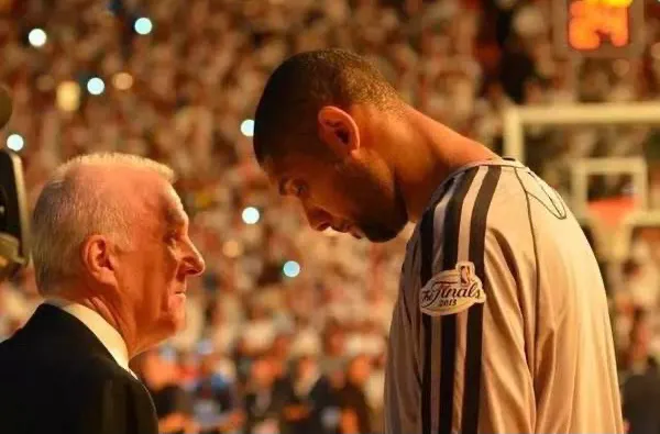 NBA最有影響力,詹姆斯並非抱團第一,科比卻是得分後衛最後榮光 NBA最有影響力,詹姆斯並非抱團第一,科比卻是得分後衛最後榮光