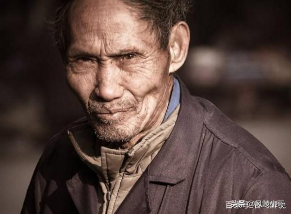 河北老人家傳一隻玉碗，拿到北京引發專家圍觀：這是皇室孤品