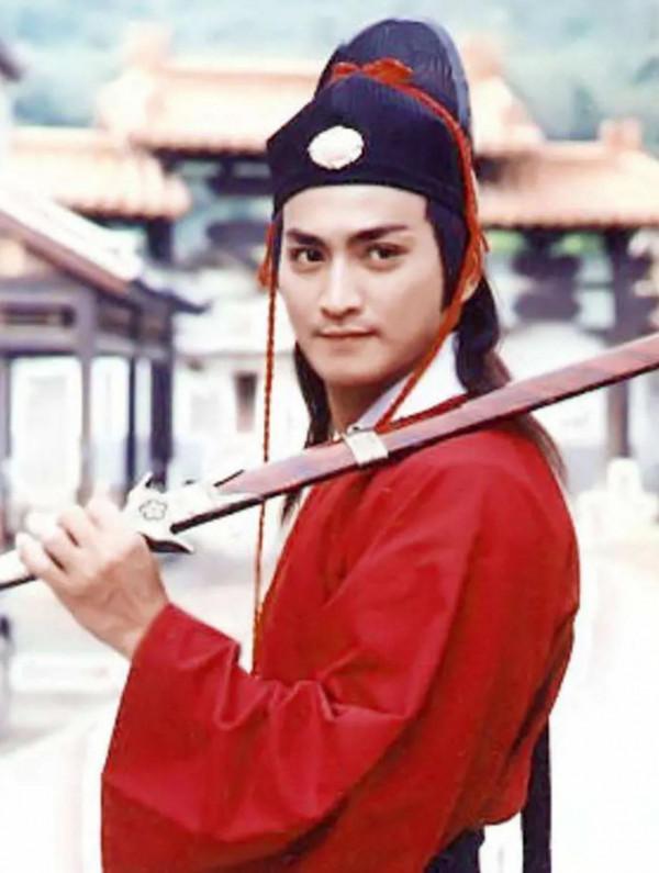 10位過氣港臺明星，現狀差距大，有人沒車沒房，有人身家過億