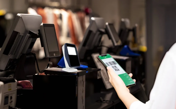 從今天起，上街請帶點現金吧…