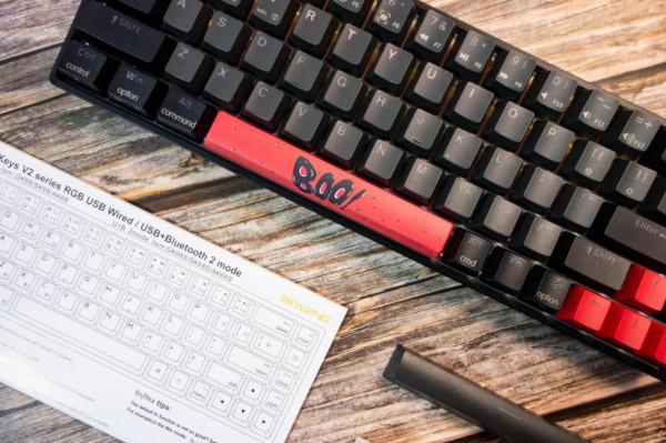 買了把鍵盤，我把它的鍵帽、軸體全拆了