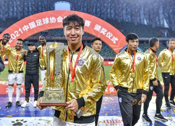 中超轉會：武漢三鎮25萬歐買外援，山東泰山球員萊昂加盟蔚山現代