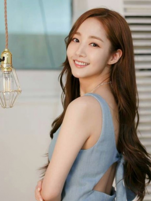 樸敏英 城市獵人裡的娜娜,做事幹脆的金秘書,你喜歡她嗎 樸敏英 城市獵人裡的娜娜,做事幹脆的金秘書,你喜歡她嗎