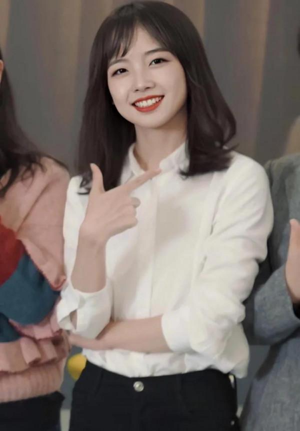 央視“最美記者”王冰冰到底有多美？（多圖）