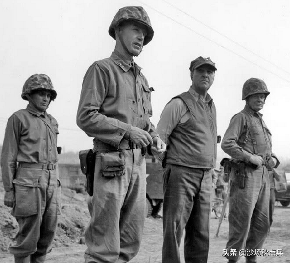 陸戰一師絕不僅僅是武器強,史密斯這老狐狸,才是逃出生天的關鍵 陸戰一師絕不僅僅是武器強,史密斯這老狐狸,才是逃出生天的關鍵