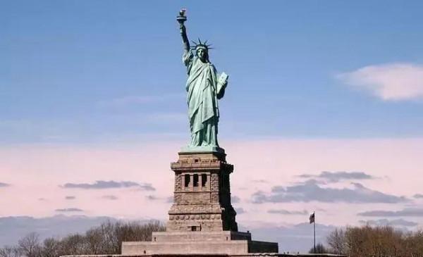 穿越時空：羅馬與美國的困境