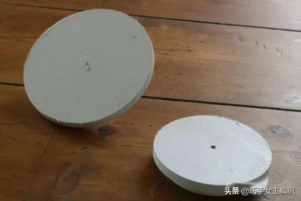 把廢舊的盤子碟子用這個方法摞起來，沒想到收納太強大了