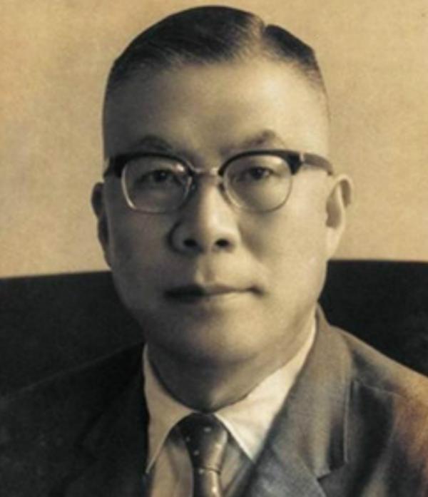 是誰指點蔣介石退守臺灣？又是誰建議毛主席先奪臺灣？