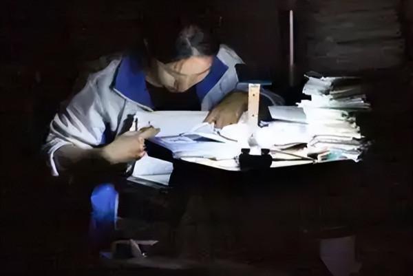 中小學生上課時間將延遲?預計9月全面落實,老師將改變教學計劃 中小學生上課時間將延遲?預計9月全面落實,老師將改變教學計劃