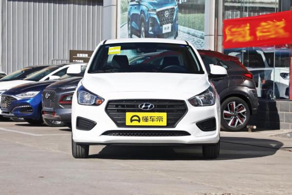 4.99萬起售，小型車保值率第一名，油耗5升，現代瑞納值得買嗎？