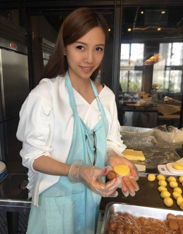 王力宏前妻高學歷配好衣品，名媛風穿搭至今不過時，真是寶藏女孩