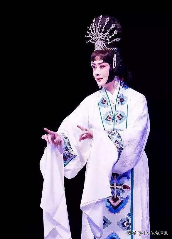京劇第一美人的李勝素，到底是怎樣的人？她為何成為不了梅蘭芳？