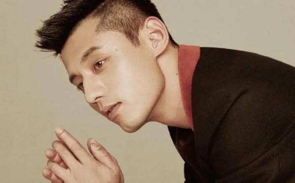 分手景甜後，張繼科再被爆出新戀情？開豪車看電影逛超市極其甜蜜