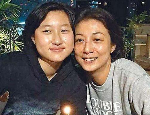 6位明星私生子:有的被父母嫌棄,有的不知親爸是誰 6位明星私生子:有的被父母嫌棄,有的不知親爸是誰