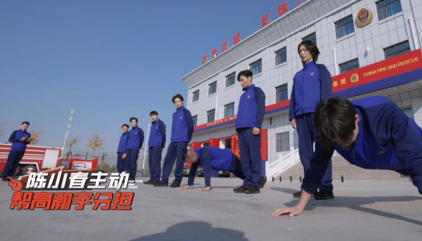 同樣進火場救人,李承鉉張晉大不同,陳小春最有人情味和講義氣 同樣進火場救人,李承鉉張晉大不同,陳小春最有人情味和講義氣