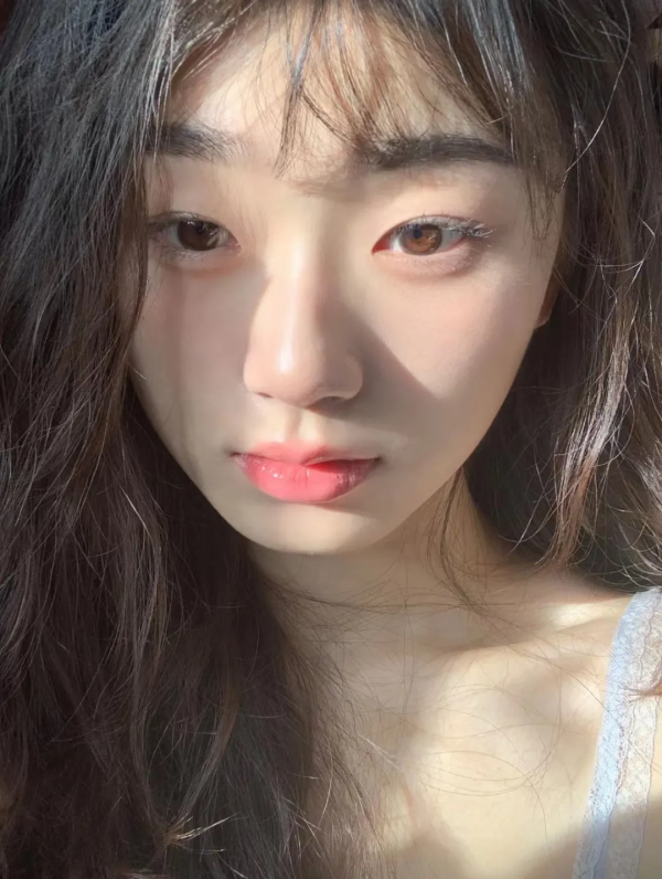 你是“耐看型”還是“華麗型”女生,關鍵看這三點 你是“耐看型”還是“華麗型”女生,關鍵看這三點