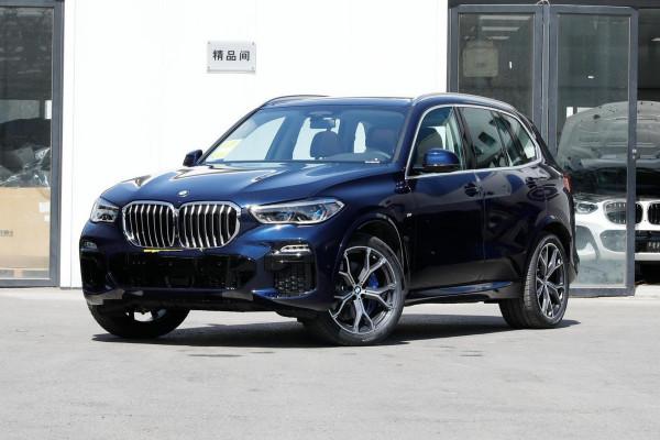 與賓士GLE同級,光車寬就達2004mm,最快5.5秒破百,實拍寶馬X5 與賓士GLE同級,光車寬就達2004mm,最快5.5秒破百,實拍寶馬X5