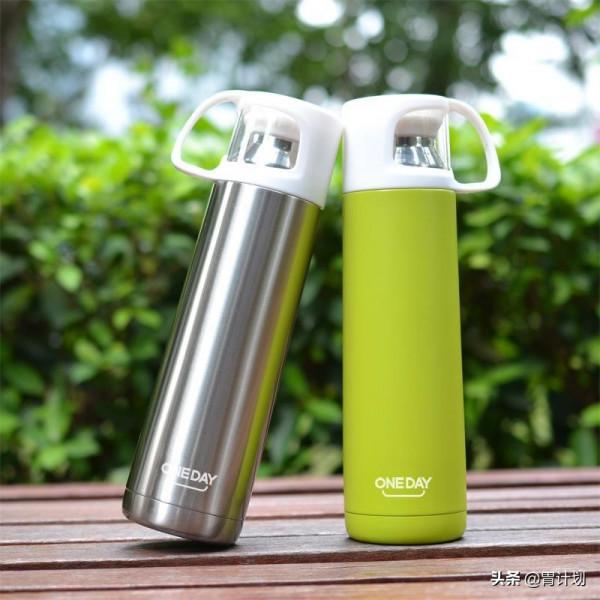 建議老年人：不管到哪旅遊，儘量帶上這6樣東西，關鍵時有大用處