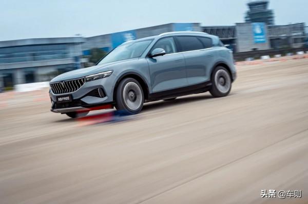 將靶心瞄準理想ONE,為傳統大廠造新能源車正名!試駕嵐圖FREE 將靶心瞄準理想ONE,為傳統大廠造新能源車正名!試駕嵐圖FREE