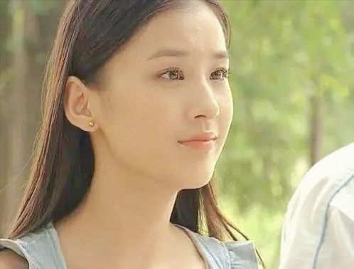 沒顏值沒演技，還能當主角？娛樂圈關係戶的下限到底在哪裡？上篇