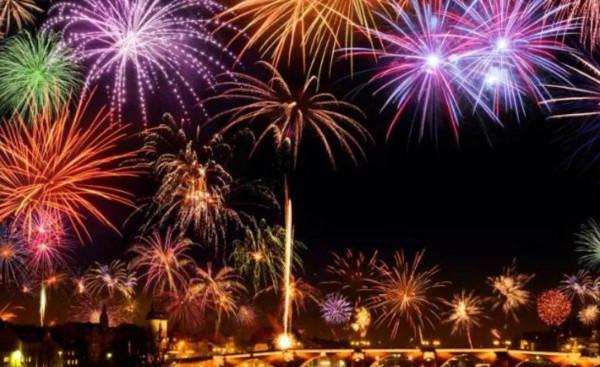 農村過年，你家被“強行”買炮了嗎？你以為賣的是錢，其實是人情