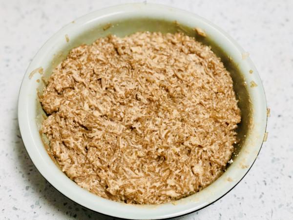 炸丸子別總加蔬菜和肉，教你河南特色“貓頭丸”，一口一個嘎嘣脆