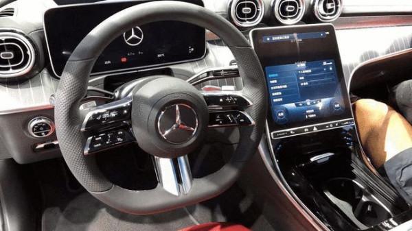 全系1.5T的國產全新賓士C級,哪個版本好? 全系1.5T的國產全新賓士C級,哪個版本好?