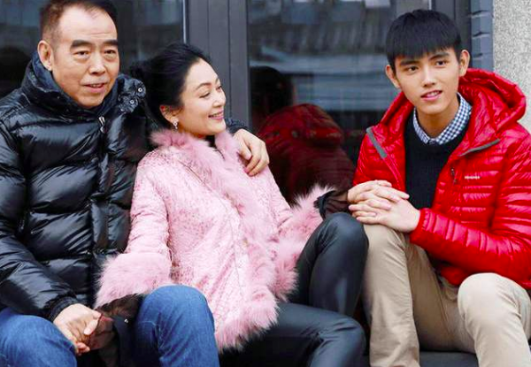 頂著噓聲拼命、父親去世才暴露身份，這8位星二代，每個都不簡單