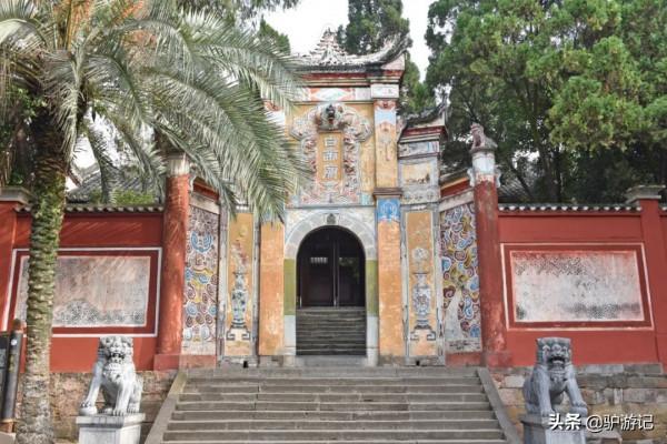 劉備託孤、李白寫詩的古城如今孤懸江心，門票100元值不值？