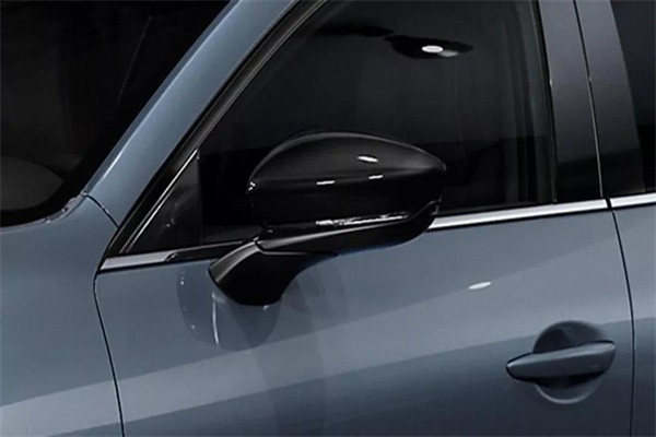 新款馬自達3 Homura特別版全球海外首發，前衛造型搭載混動發動機