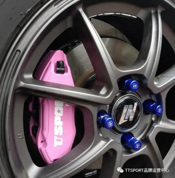 改裝案例 | 飛度GK5升級TT WD4剎車卡鉗 改裝案例 | 飛度GK5升級TT WD4剎車卡鉗