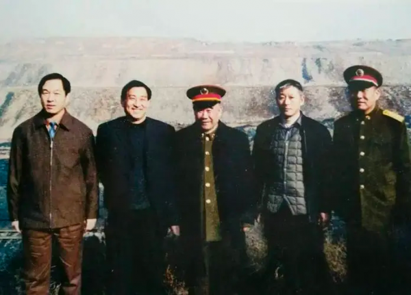 副主席在對越自衛戰時，得知兒子成為參謀，他堅決不同意