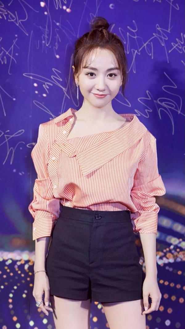 楊蓉，小鳥依人，漂亮的小姐姐