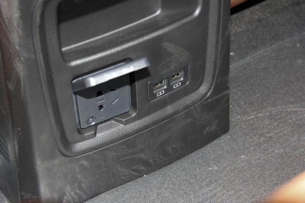 買比亞迪宋還是買它?試駕奇瑞螞蟻 買比亞迪宋還是買它?試駕奇瑞螞蟻