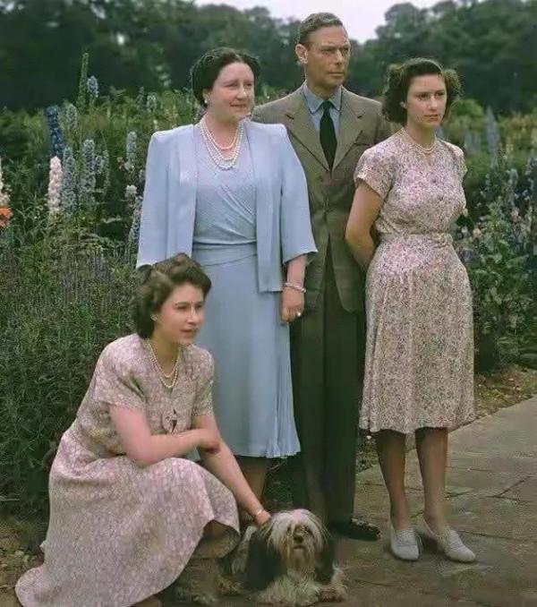 英國女王妹妹年輕時美過女王，要愛情難捨王冠，活成了一個笑話