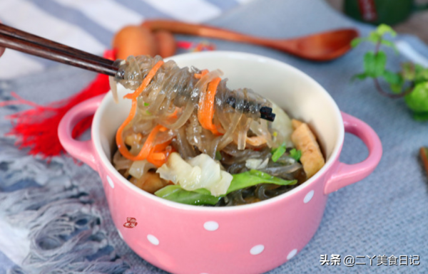 天冷了，推薦這道熱乎乎的燉菜，軟爛鮮香營養全，大人小孩都愛吃