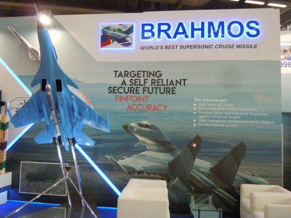 中國武器的傳統客戶,要買印度大批導彈?印網友急了:堅決不賣 中國武器的傳統客戶,要買印度大批導彈?印網友急了:堅決不賣