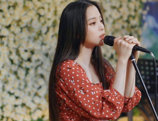 2022年開年，四小花旦再次洗牌：張子楓穩居第一，劉浩存惹爭議