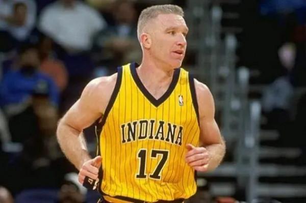 美媒列出了1997-1998賽季十項資料的前三人:羅德曼喬丹入選 美媒列出了1997-1998賽季十項資料的前三人:羅德曼喬丹入選