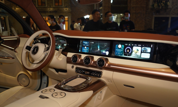 畫風突變，兩大復古新車曝光，長城魏派WEY要走&OpenCurlyDoubleQuote;潮牌&rdquo;路線？