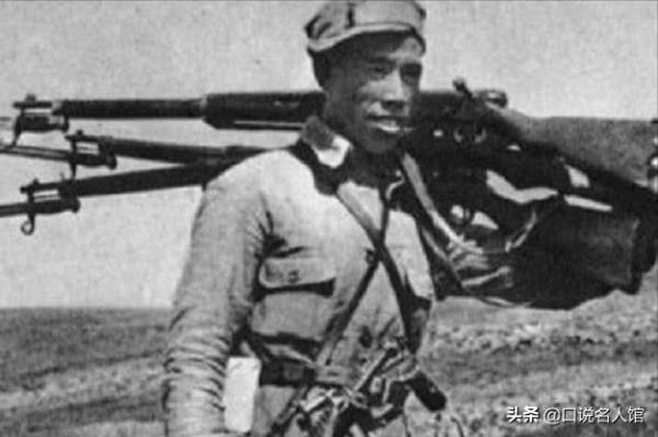 新兵不聽指揮進美軍陣地抓舌頭，結果沒人，團長大喜：你立功了