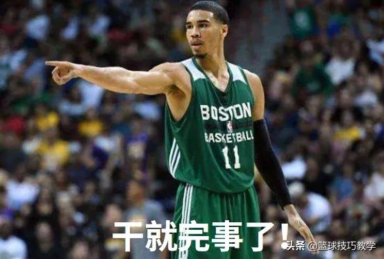 哈登首次亮相76人替補席！76人用單場狂輸48分，歡迎登哥的到來