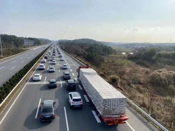 開慢車也會被扣3分？新交規出臺 144km&sol;h也不扣錢了