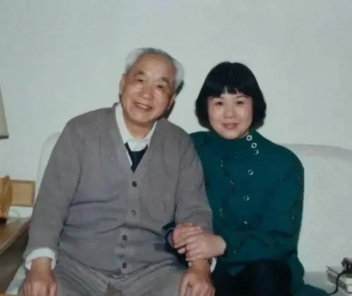 第一屆春晚過去39年，11位明星已去世，最大87歲，最小56歲