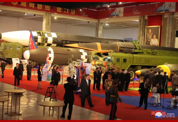 人類已無法阻擋，朝鮮公開高超聲速導彈，“朝鮮版東風17”？