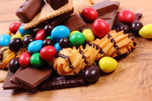 “吃得少，活得久”？醫生說出實話：有一定依據，可以瞭解一下