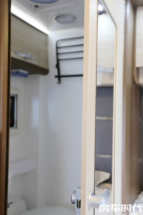 短途旅居｜法美瑞福特T型房車——福牛1號榮耀迴歸