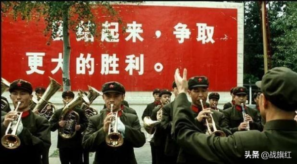 69年林副下“一號令”，部隊一夜消失，事後才知冬天藏於山野